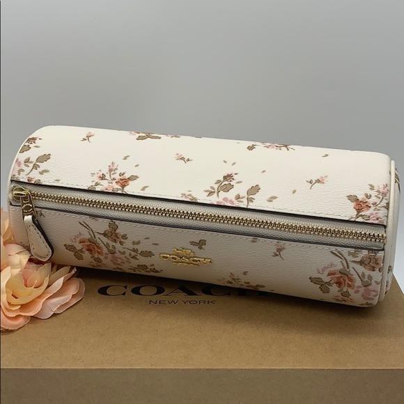 COACH MAKEUP BRUSH HOLDER WITH ROSE BOUQUET PRINT - Picture 9 of 13